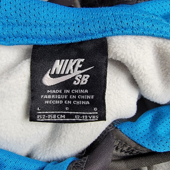 Nike SB pull over sweater - Picture 8 of 8